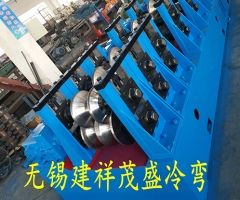 公路護(hù)欄板成型設(shè)備