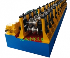 高速公路護(hù)欄成型機(jī)